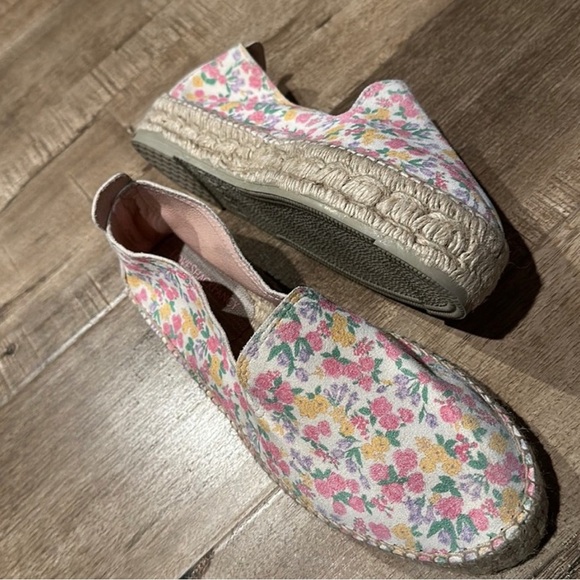 NWT Auth LoveShackFancy × Manebi Platform
Espadrille Flats NWOT sz 8 orig bag - Picture 7 of 10